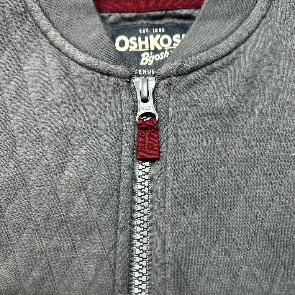 OshKosh B'gosh Gray Size 3T Comfy Athletic Set Zip-up jacket, shirt & Joggers